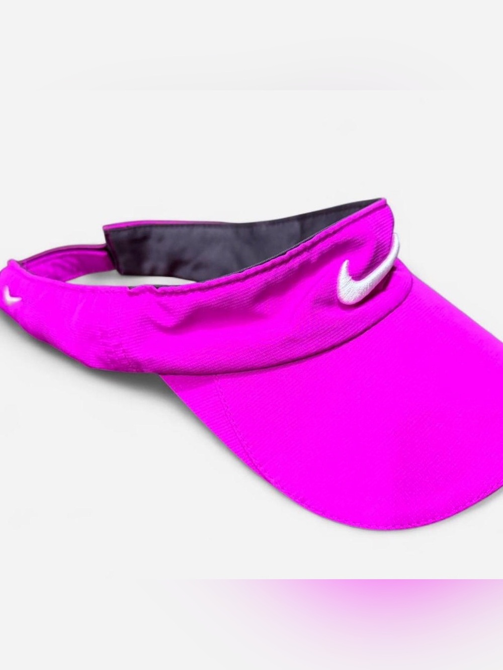 Nike Women’s Hot Pink Swoosh Visor